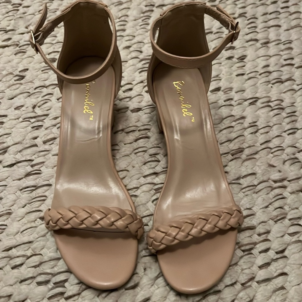 Natural colored heals